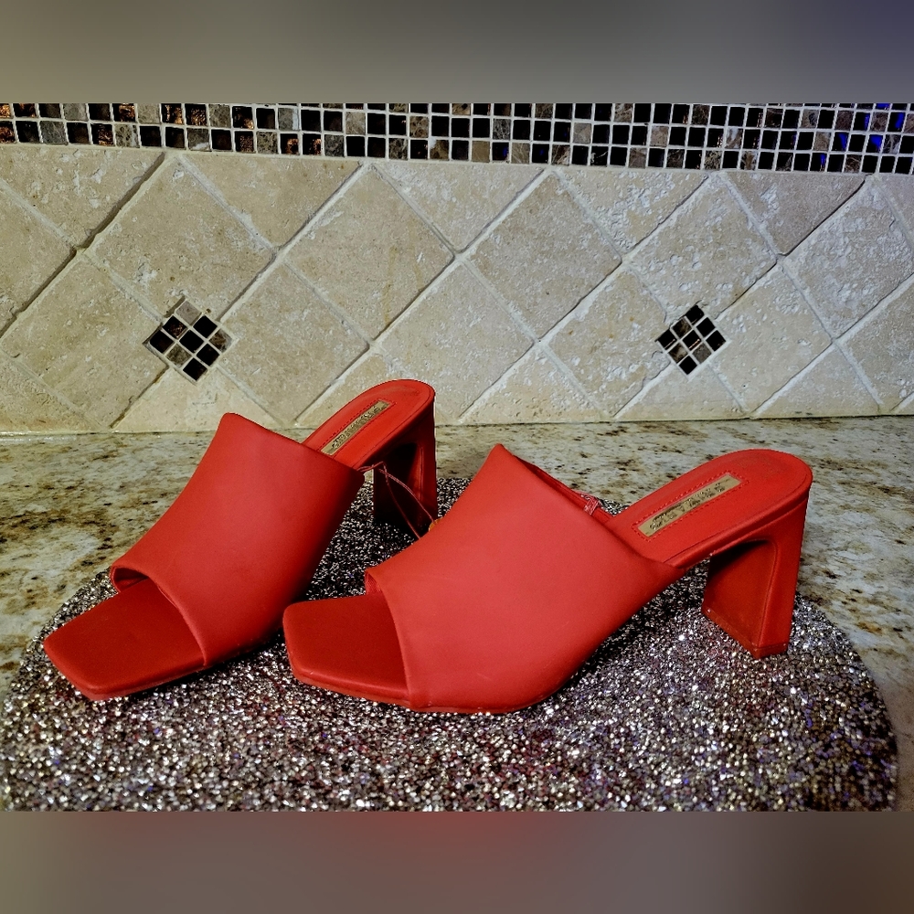 Chunky Heeled Mule Sandals